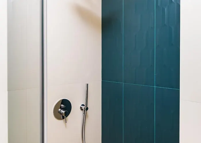 Happy People 2 Bd, By Flat Mаnager 公寓 *