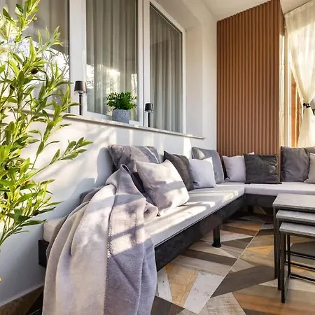 Happy People 2 Bd, By Flat Mаnager Apartamento Plovdiv